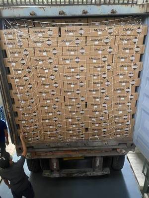 ইউভি সুরক্ষা এবং পরিধান প্রতিরোধের সাথে চমৎকার কালো স্থিতিশীলতা অটোমোটিভ পেইন্ট টপকোট